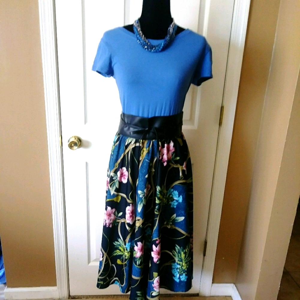 Floral skirt